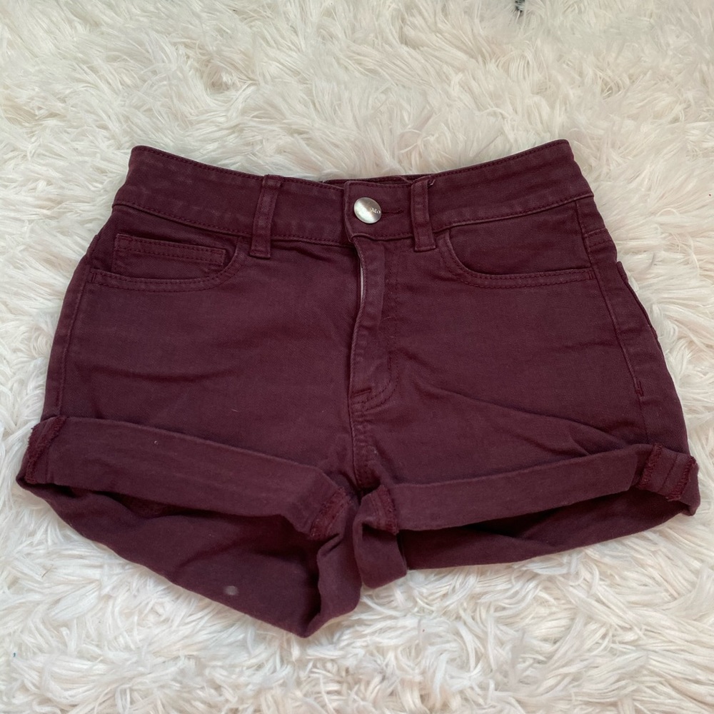 Maroon high rise shorts